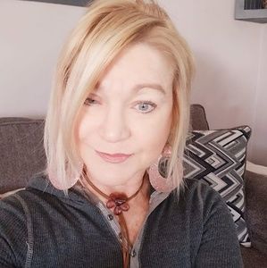 Meet your Posher, Sherry